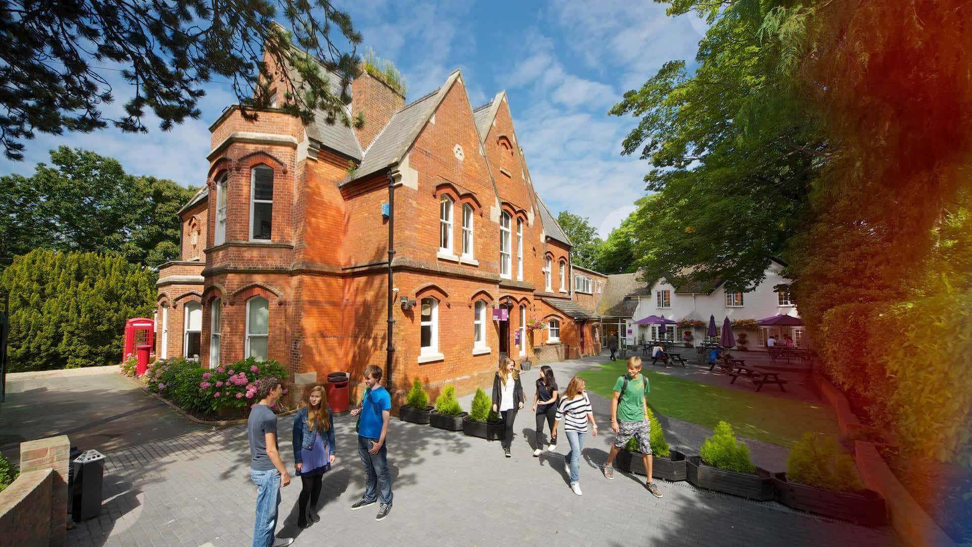 KINGS COLLEGES